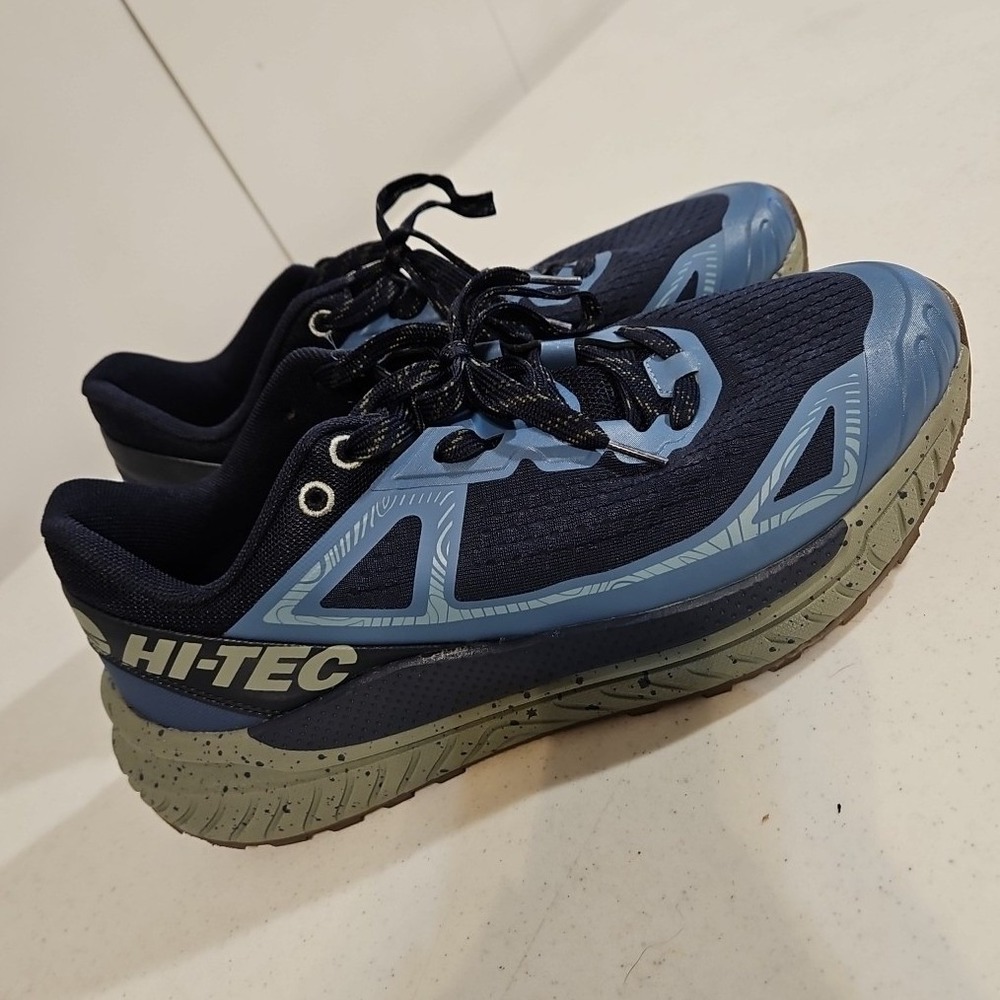 Hi-Tec Sneakers Men's 10 Blue Trail Running, Hiking, Fastpacking Shoes EUC (S163